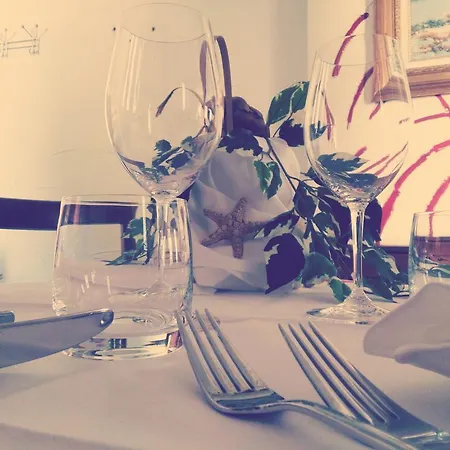 Antica 2* لينتز